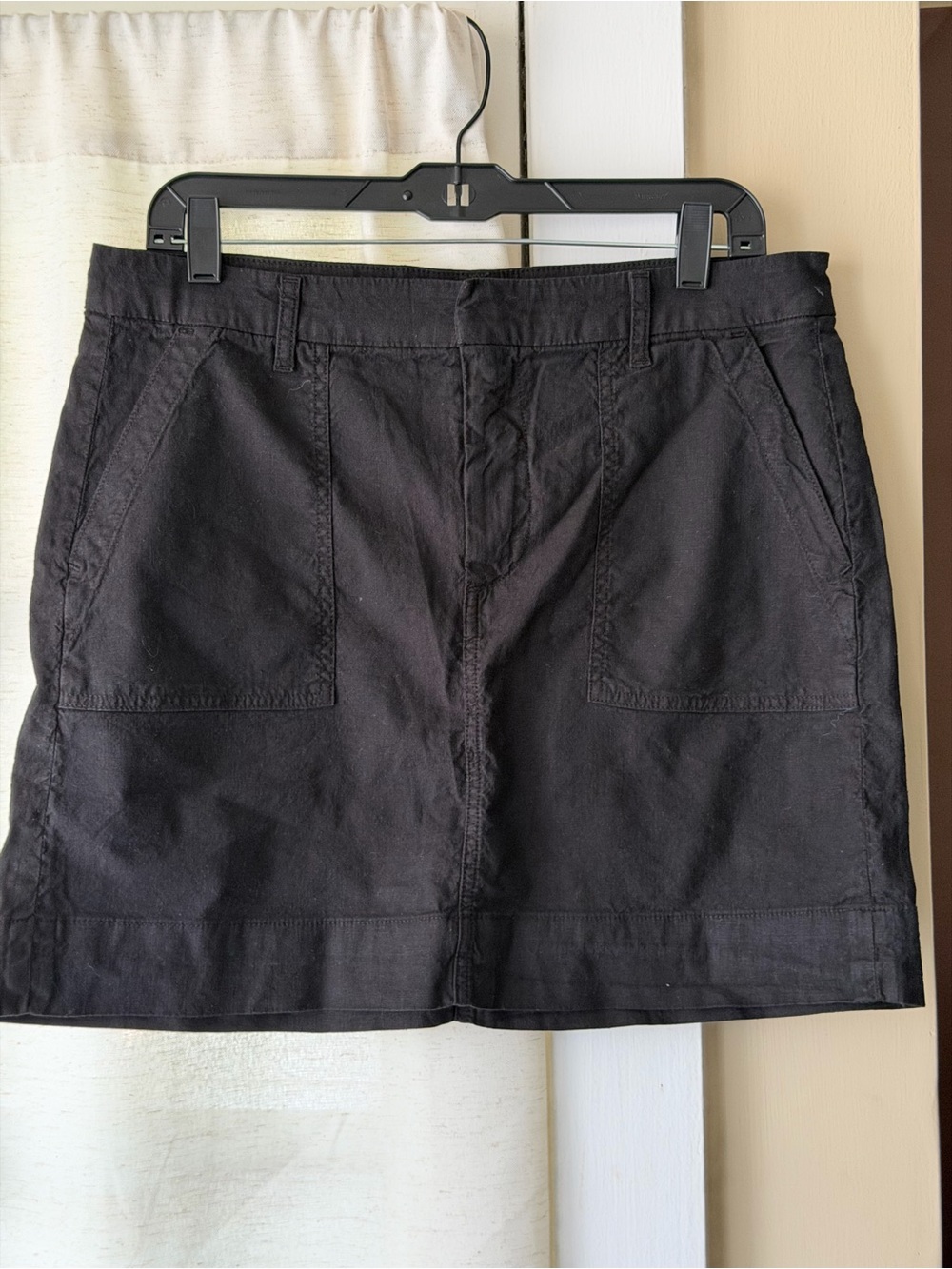 JAMESON SKIRT
Utility Skirt -Black